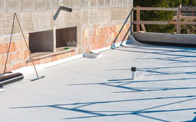 FPO in PVC folije za ravne strehe: ključne razlike in prednosti posamezne rešitve